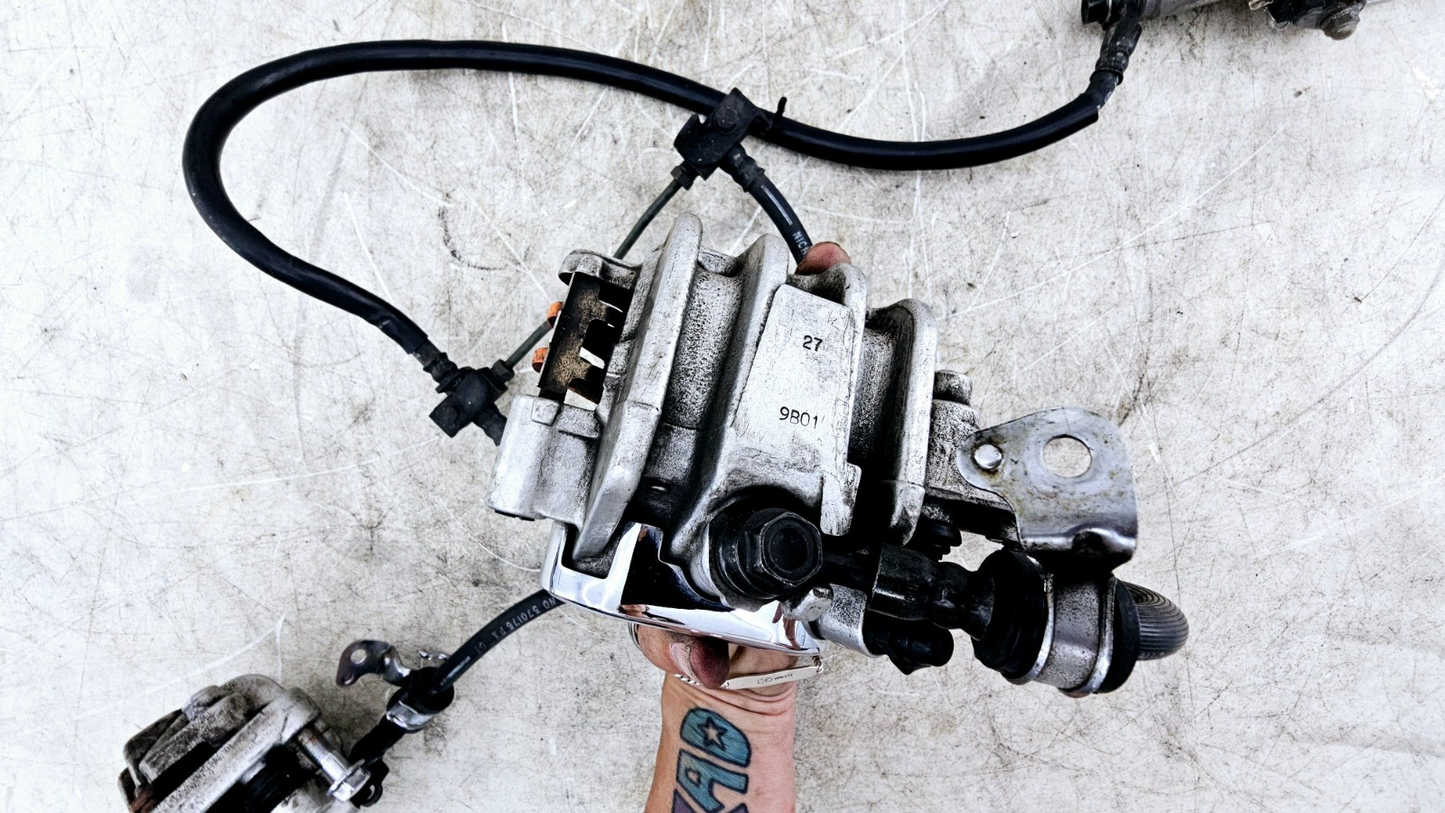 1999 HONDA VALKYRIE INTERSTATE Dual Caliper Hose Master Cylinder + Right Mirror