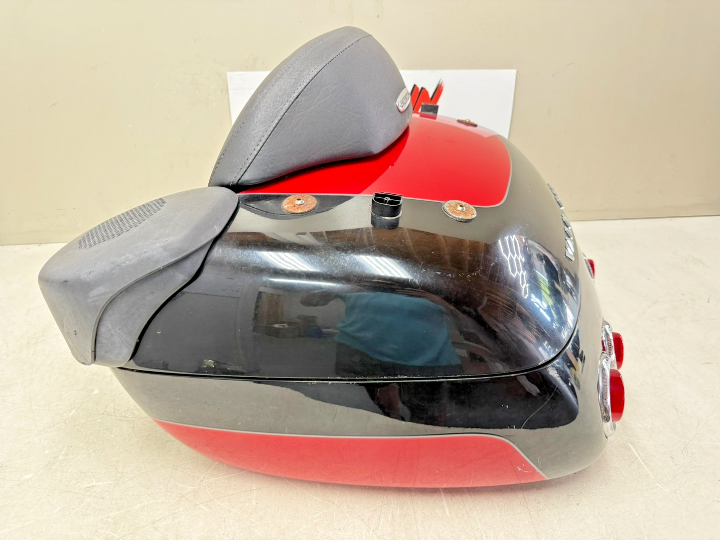 2001 HONDA VALKYRIE INTERSTATE Trunk Luggage Speaker Lid Storage Box W/ key