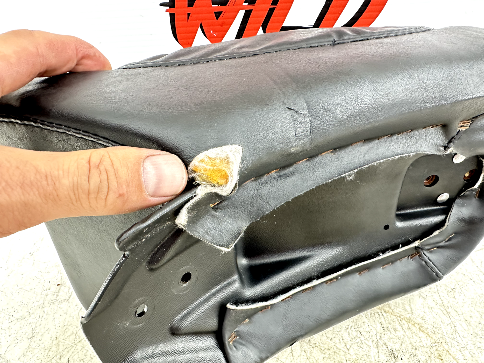1997 HARLEY DYNA Passenger Seat Pillion Pad OEM HD