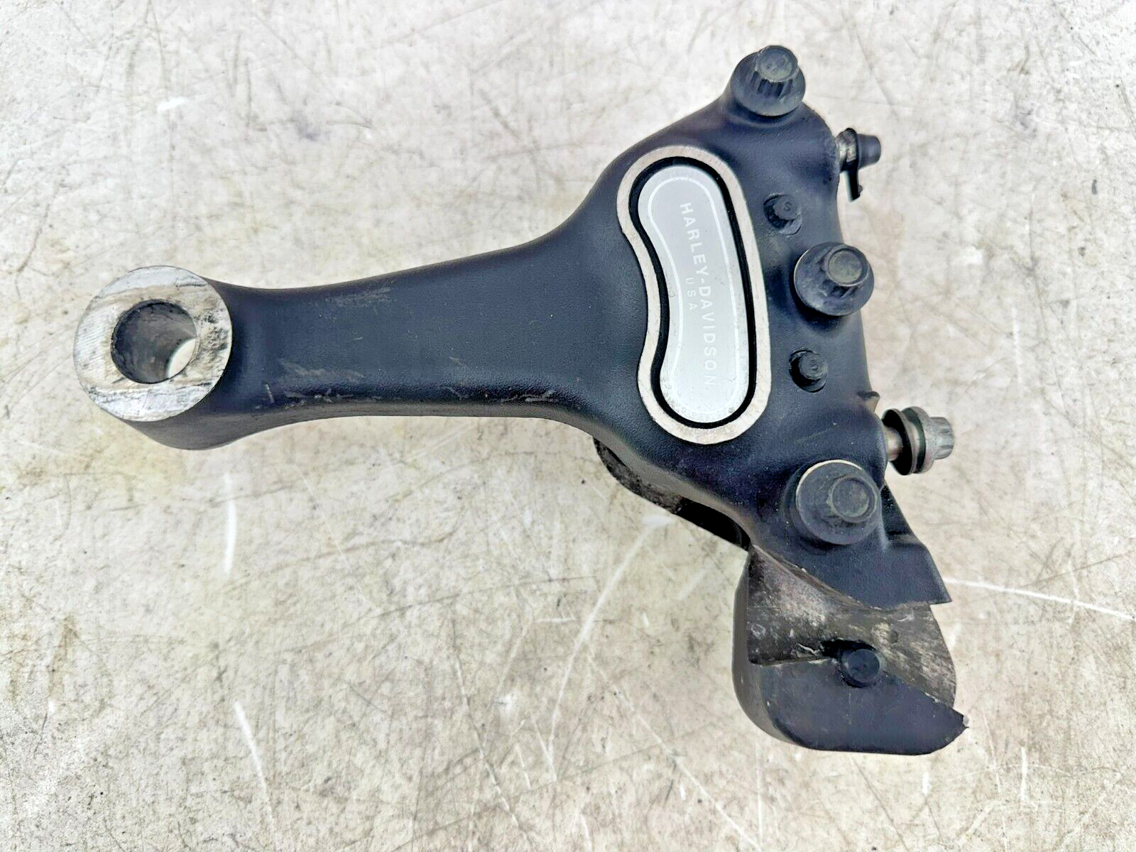 2006 HARLEY SOFTAIL DELUXE OEM HD Rear Brake Caliper Works Great