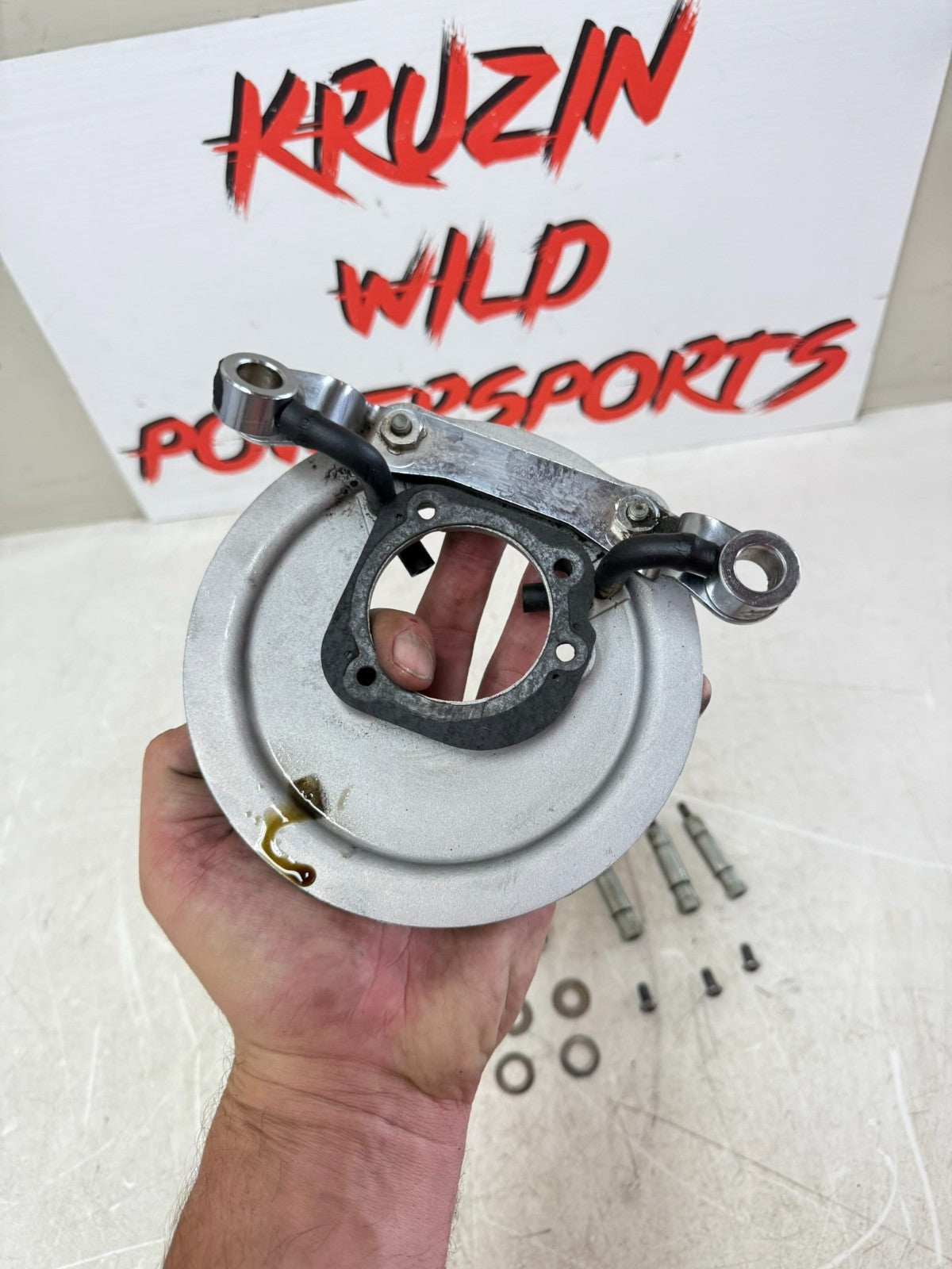 2003 HARLEY ELECTRA GLIDE Air Filter Cleaner Backing Plate & Hardware
