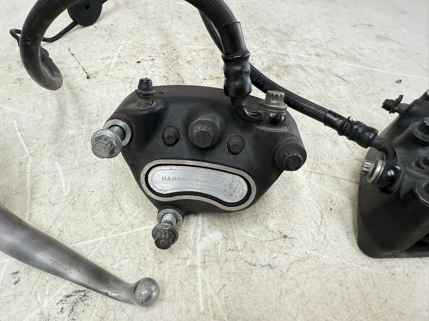 2003 HARLEY ELECTRA GLIDE Front Brake Master Cylinder Dual Caliper Hose
