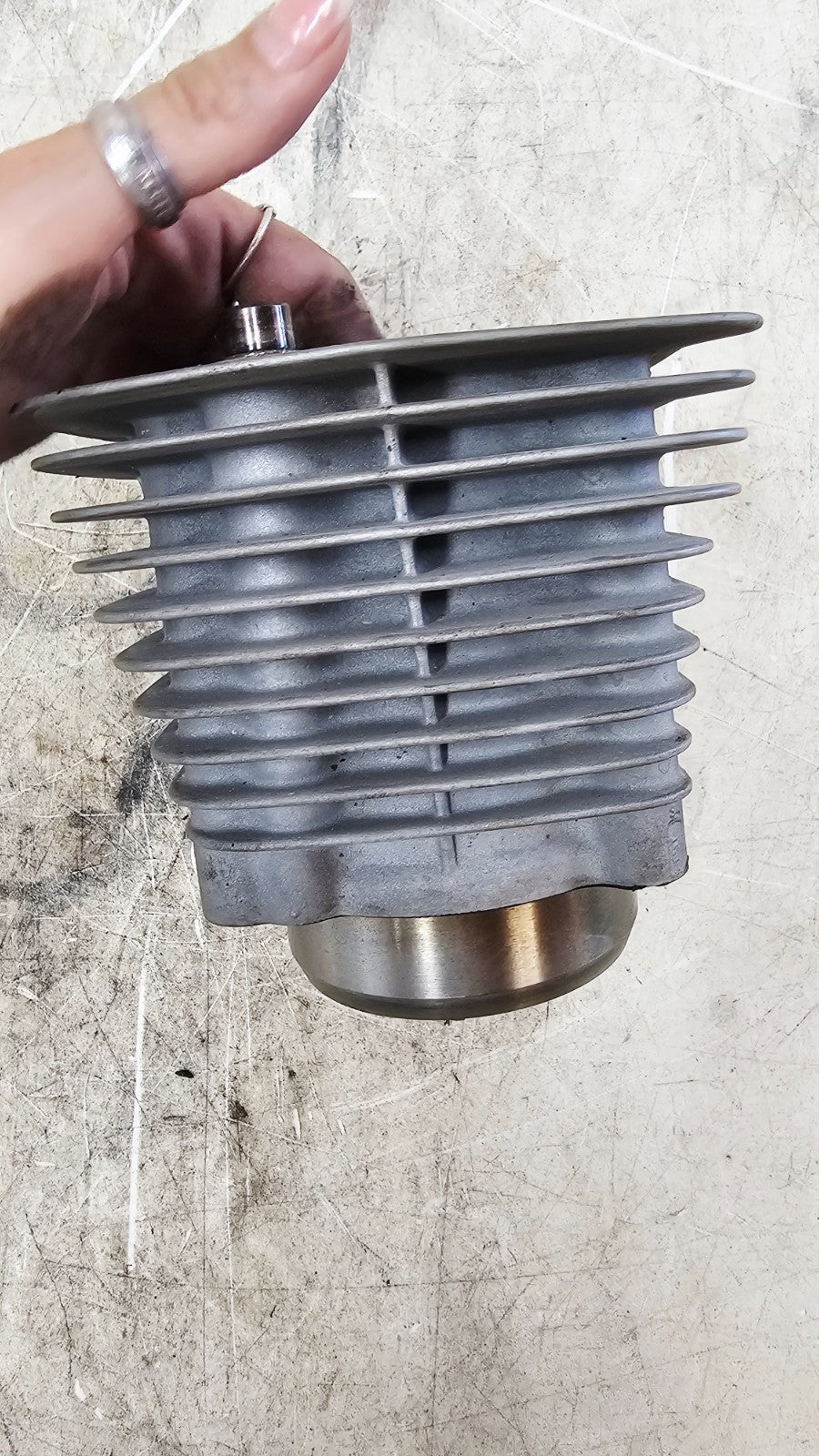 2001 Harley Davidson Sportster 883 Engine Motor Cylinders Jugs Piston top end