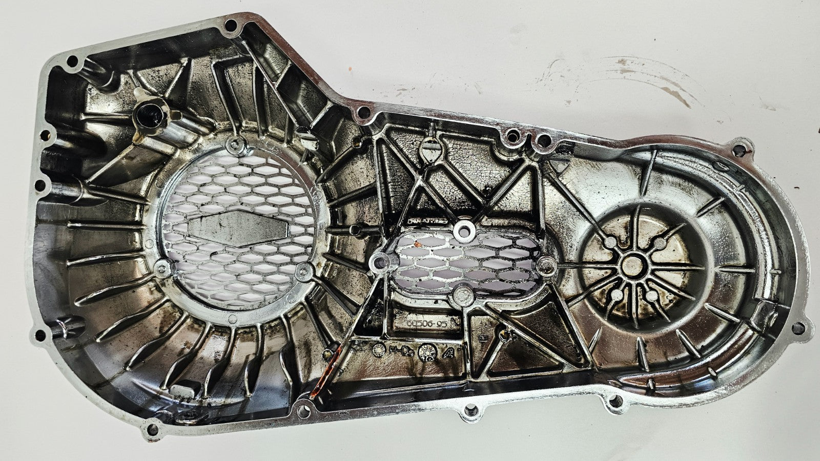 1995 HARLEY SOFTAIL FATBOY OEM Outer Primary Clutch Cover Vented 60506-95A