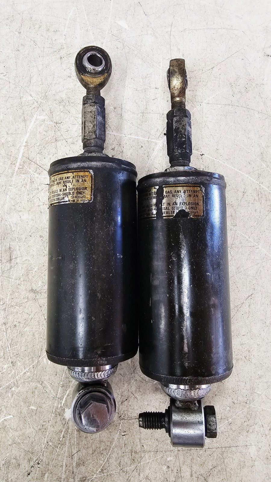 1993 HARLEY SOFTAIL Showa Rear Shocks Suspensions