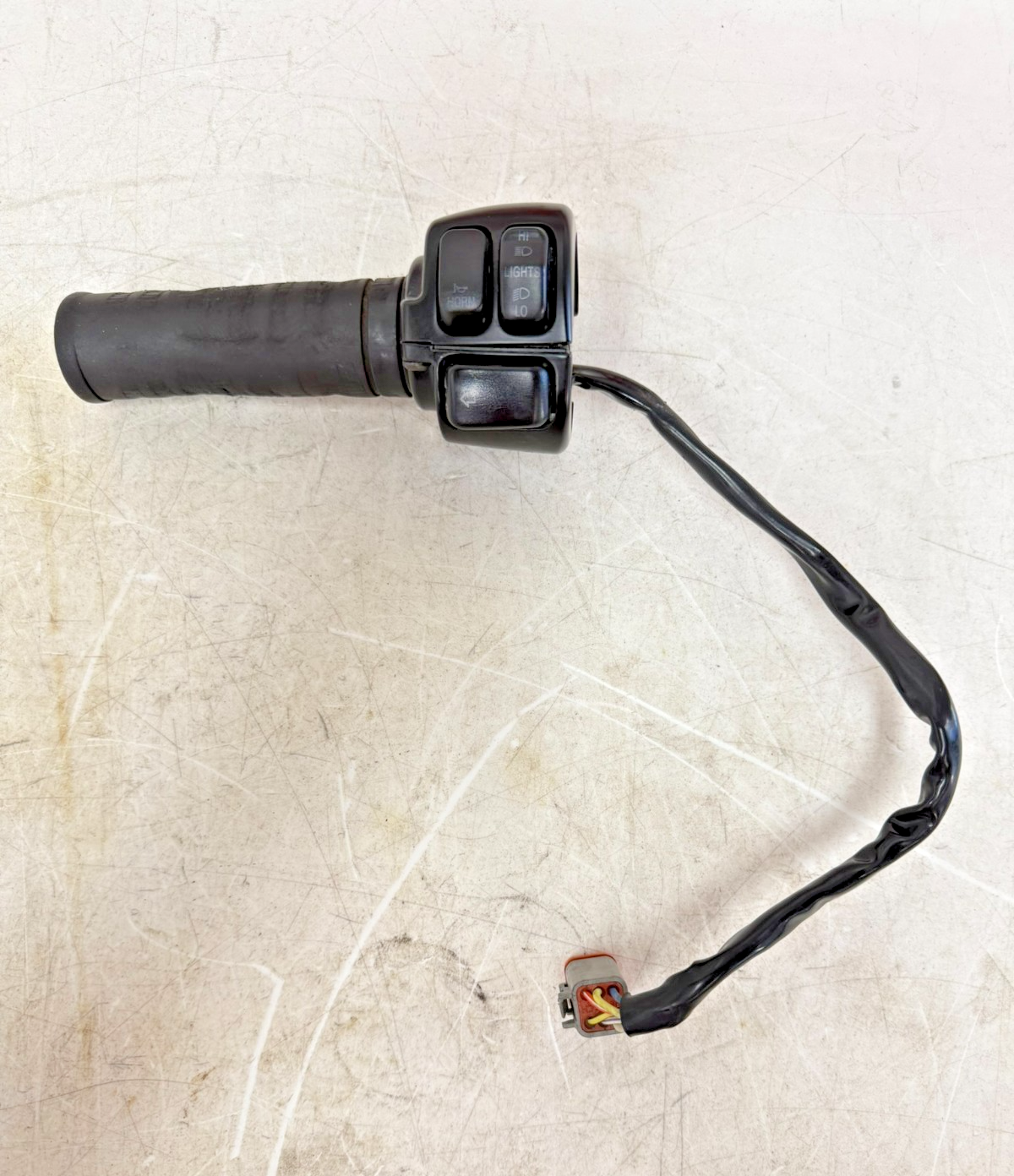 2003 Harley Davidson Sportster Left Hand Controls Switch Housings Button
