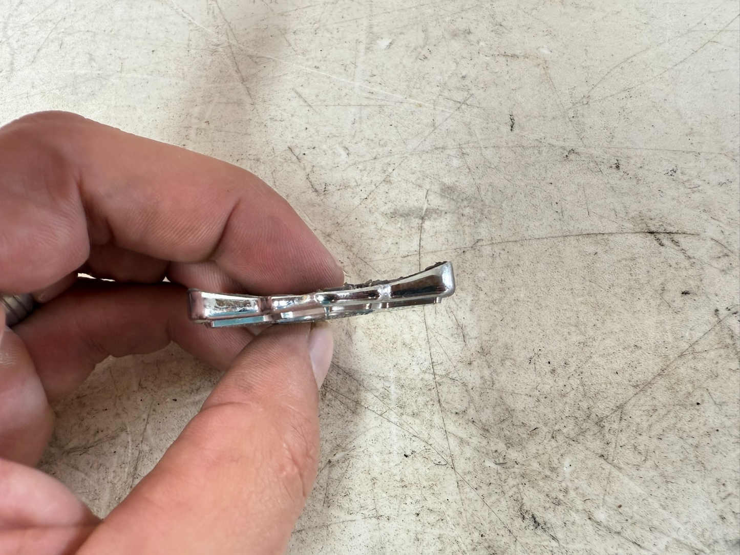 2003 HARLEY DYNA WIDE GLIDE Sportster Front Fender 100 Anniversary Emblem Badge
