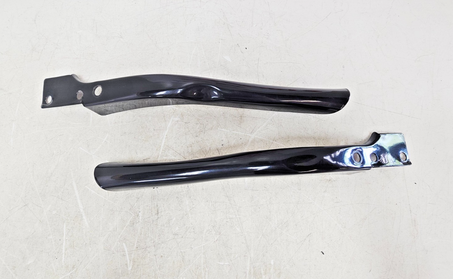 1993 HARLEY SOFTAIL Rear Fender Frame Strut Arm Bar Cover Black
