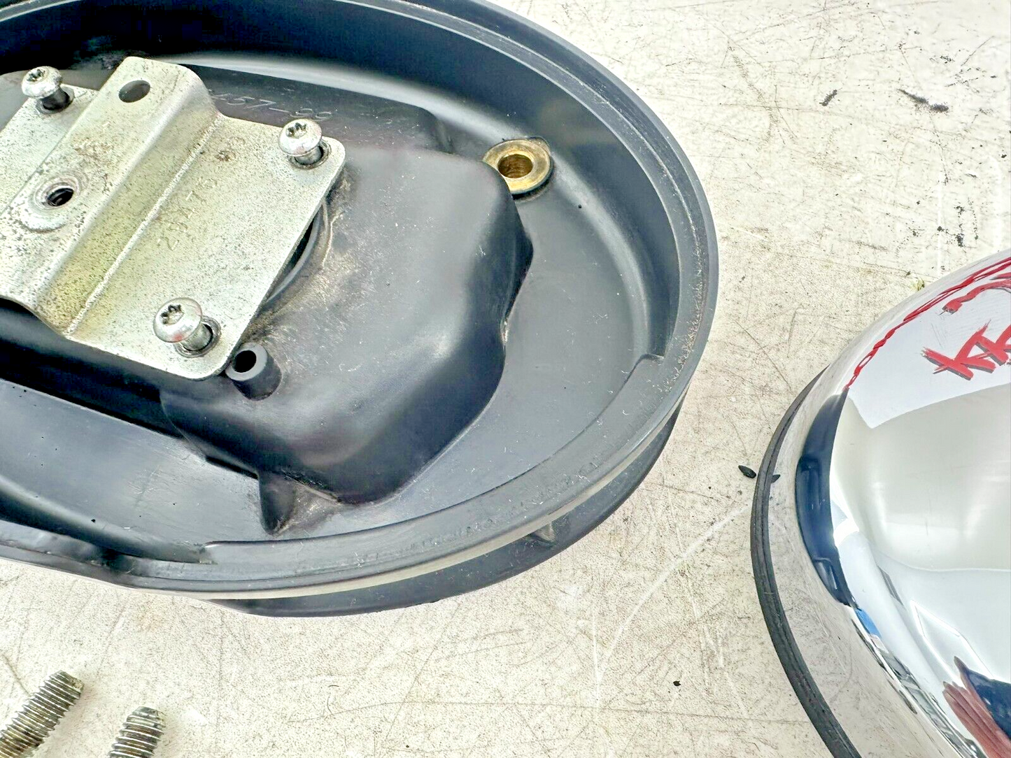 1999 HARLEY FLH ELECTRA GLIDE Air Filter Chrome Cover + Backing Plate W/Hardware