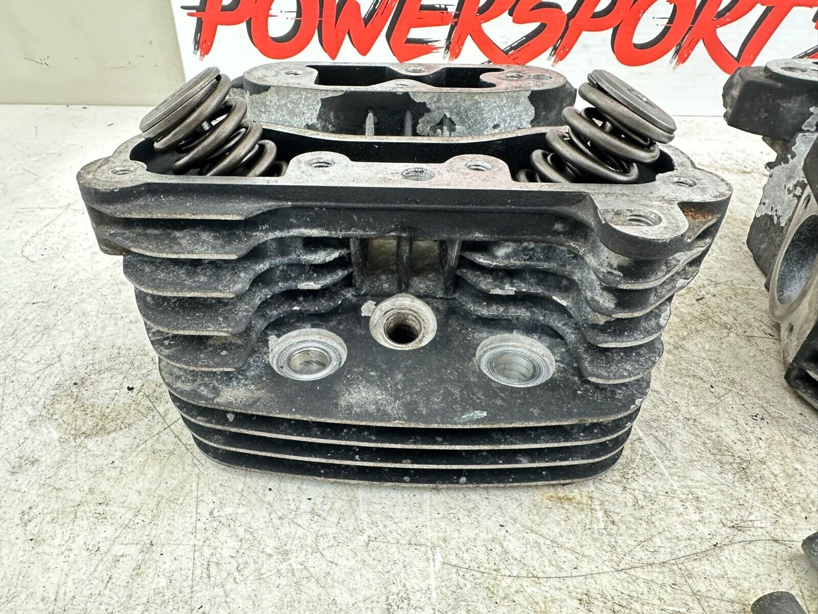 1997 HARLEY DYNA OEM HD Cylinder Heads W/ Valves Front + Rear