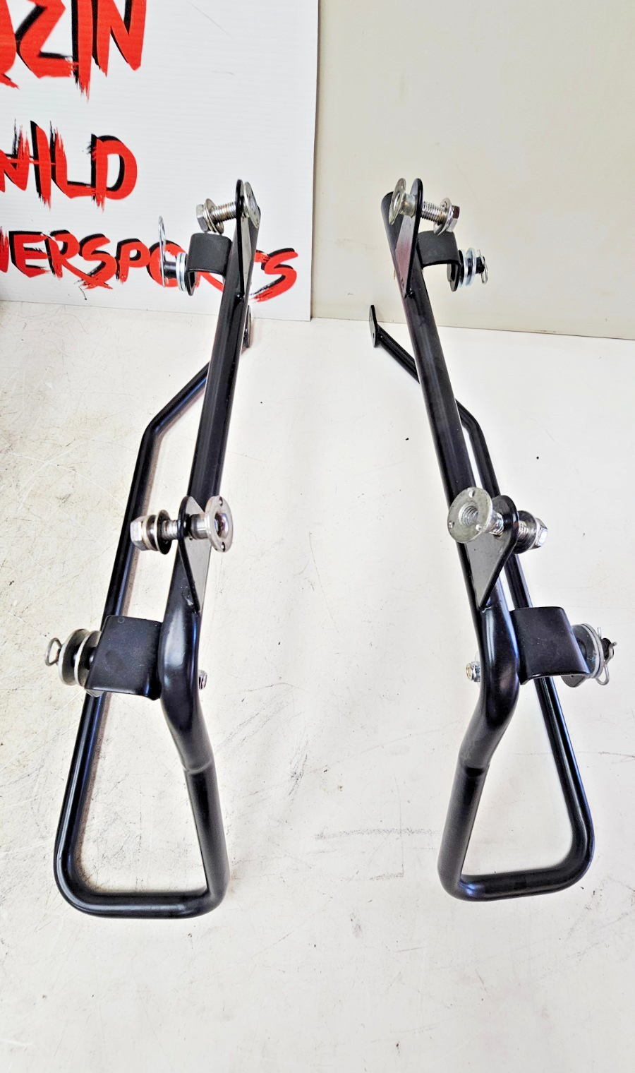 1993 HARLEY SOFTAIL Saddlebag Housing Right Left & Lid Mounting Bracket Frame