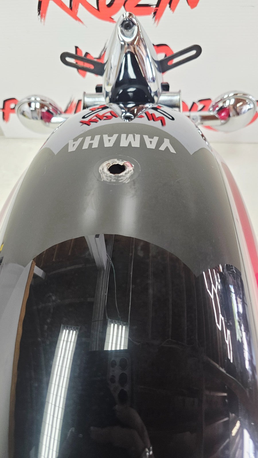 1999-2013 Yamaha Royal Star Venture Rear Wheel Fender Brake Light Turnsignal Bar