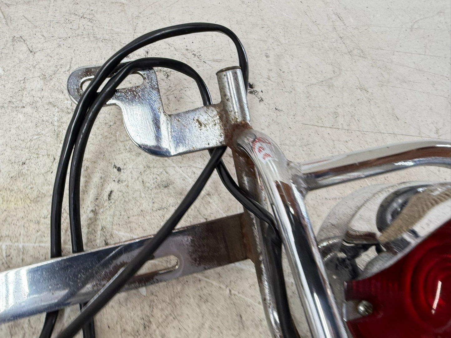 1995 HARLEY FLH ELECTRA GLIDE Rear Plate Holder Light Bar Mount Tail