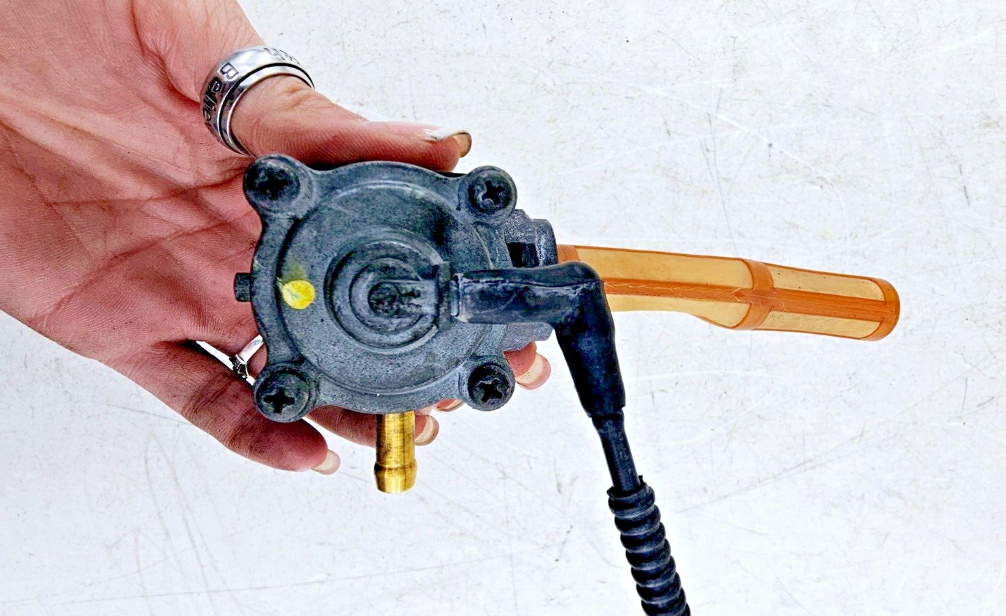 1997 HARLEY SOFTAIL Gas Fuel Tank OEM Petcock Valve