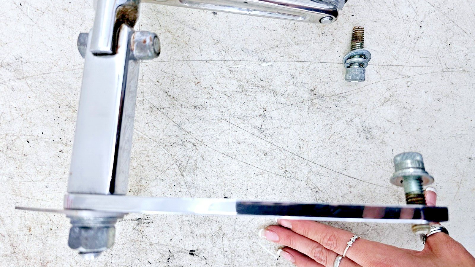 1999 HARLEY DYNA CONVERTIBLE Chrome Front Highway Forward Pegs MTG Bracket