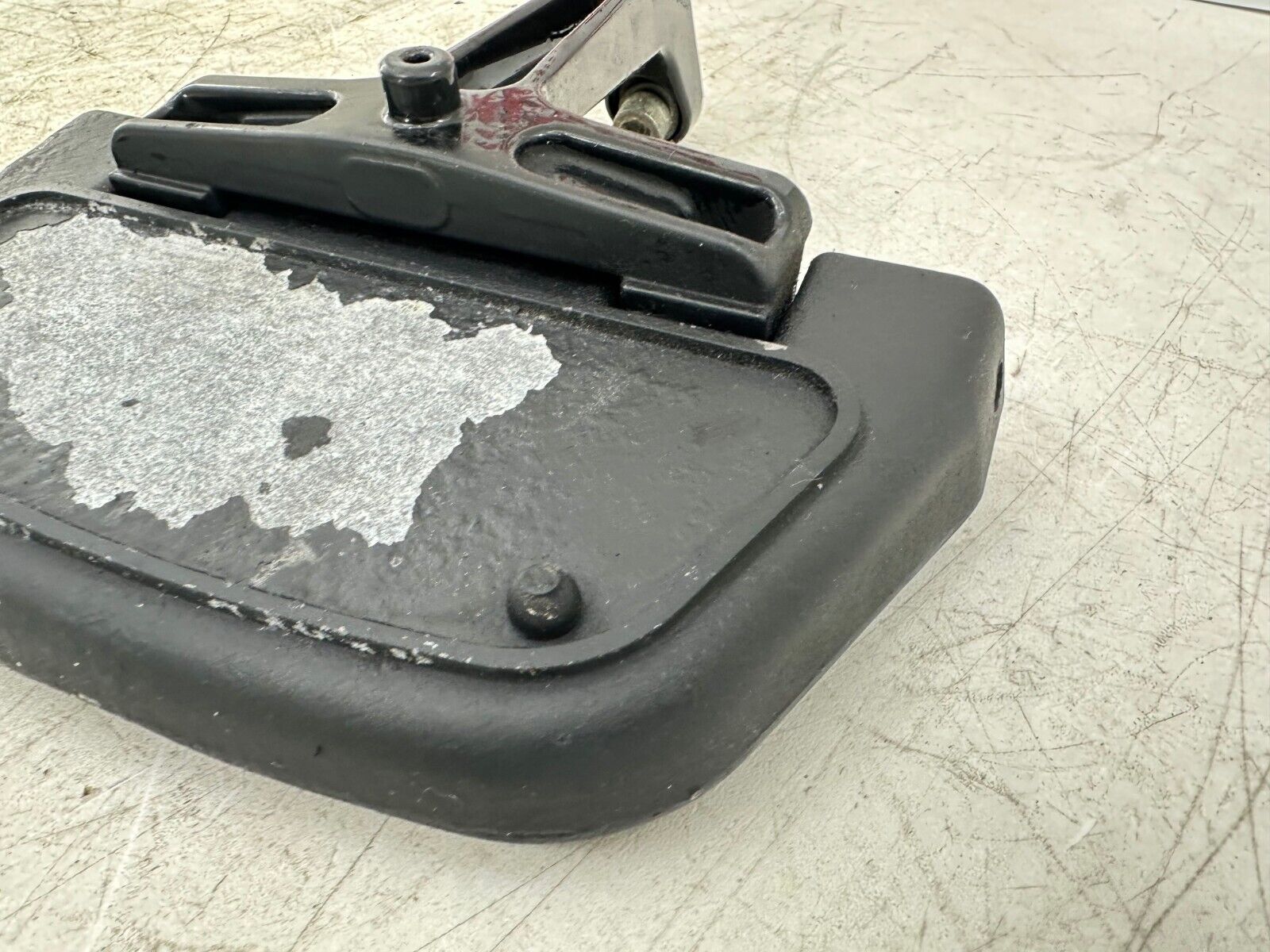 1999 HARLEY FLH ELECTRA GLIDE OEM HD Passenger Floorboard Foot Rest Pedal Pad