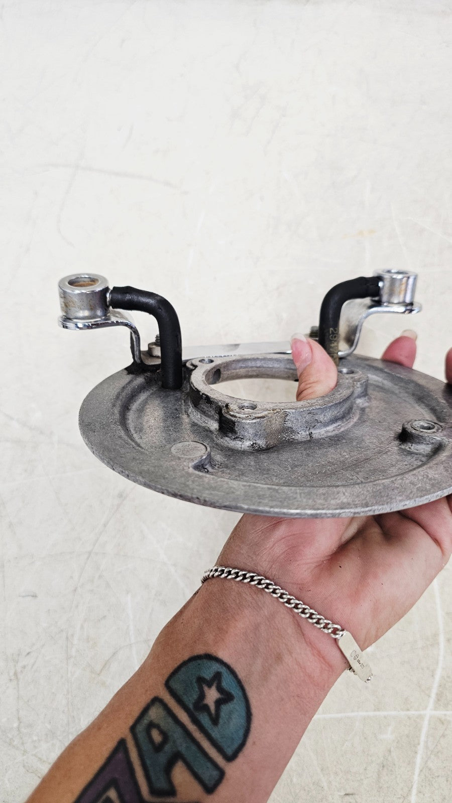 2002 HARLEY SOFTAIL Air Filter Housing Cover Backing Plate + Hardware