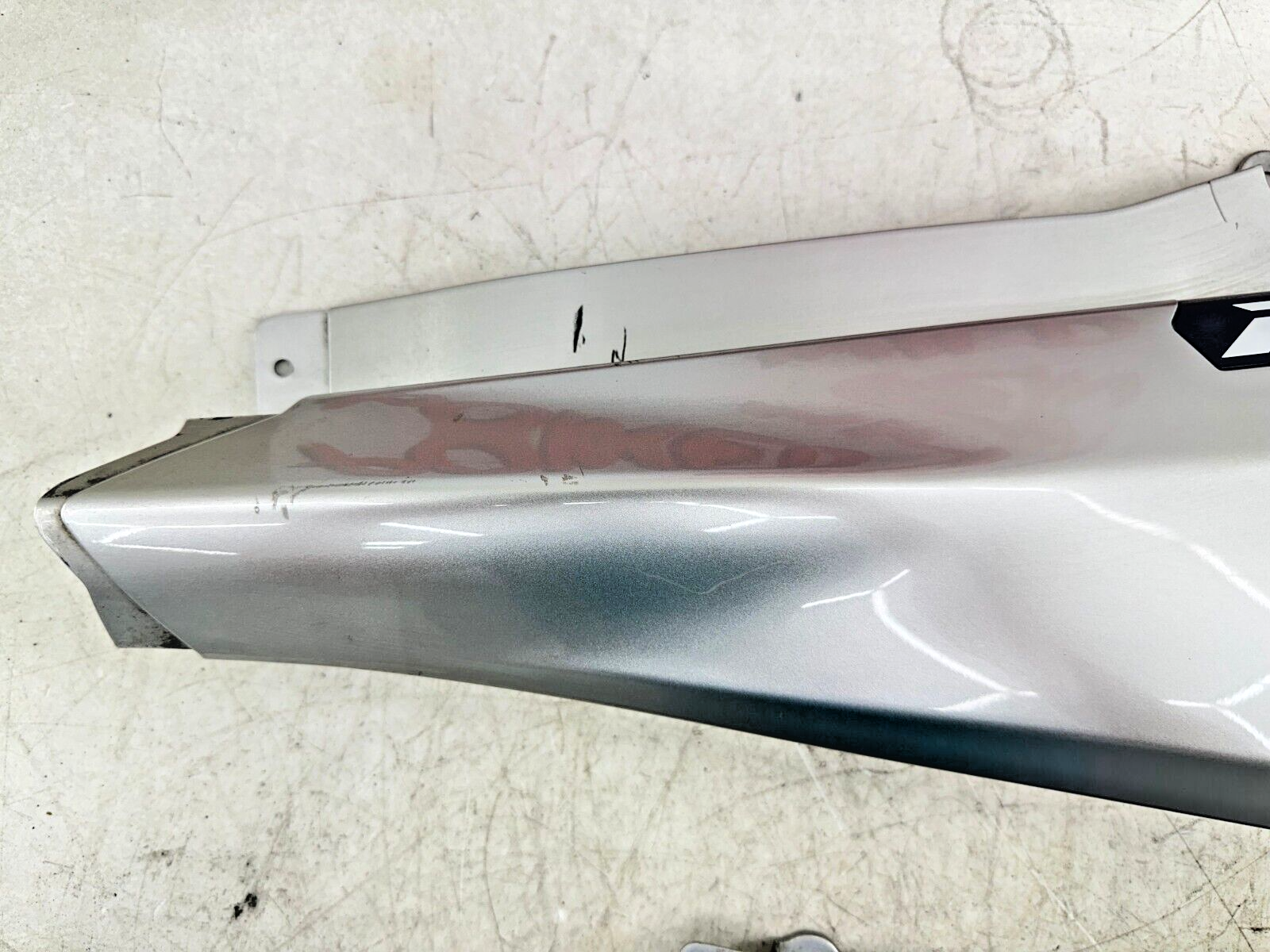 06-12 YAMAHA FJR 1300 Right Left Side Covers