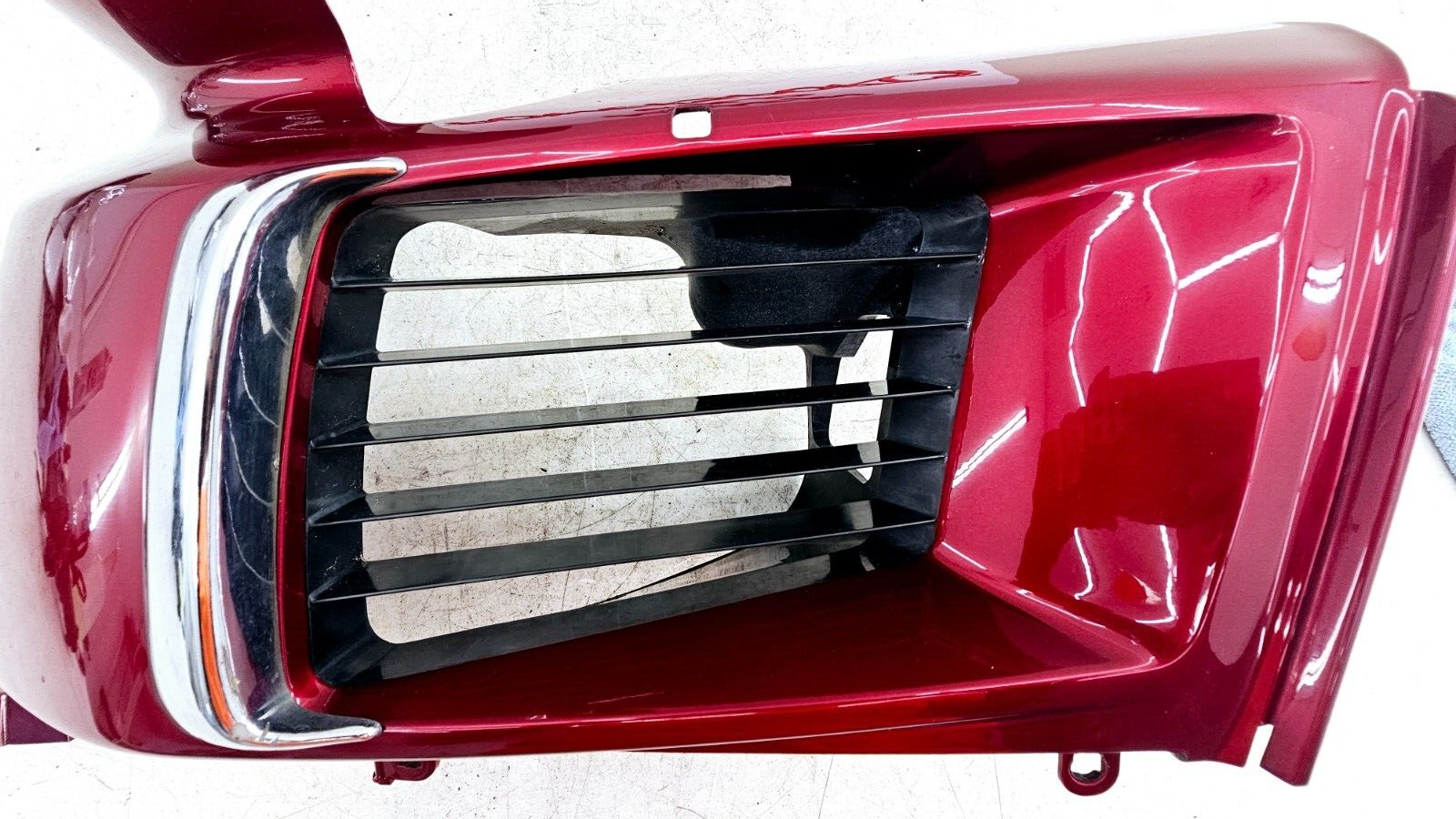 1993 HONDA GOLDWING GL1500 Right Side Lower Fog Light Fairing Cowl Panel Red