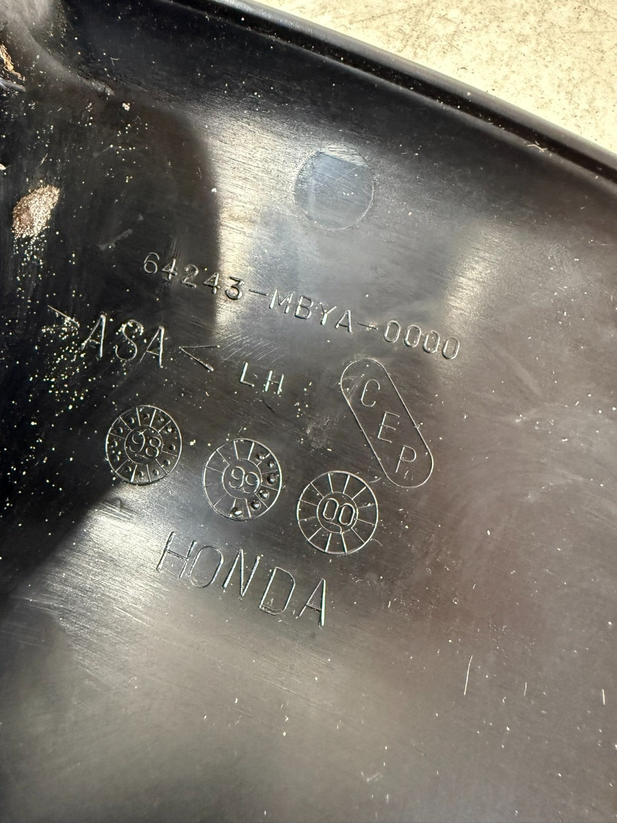 2001 HONDA VALKYRIE INTERSTATE Left Side Fairing Speaker Cover Cowl