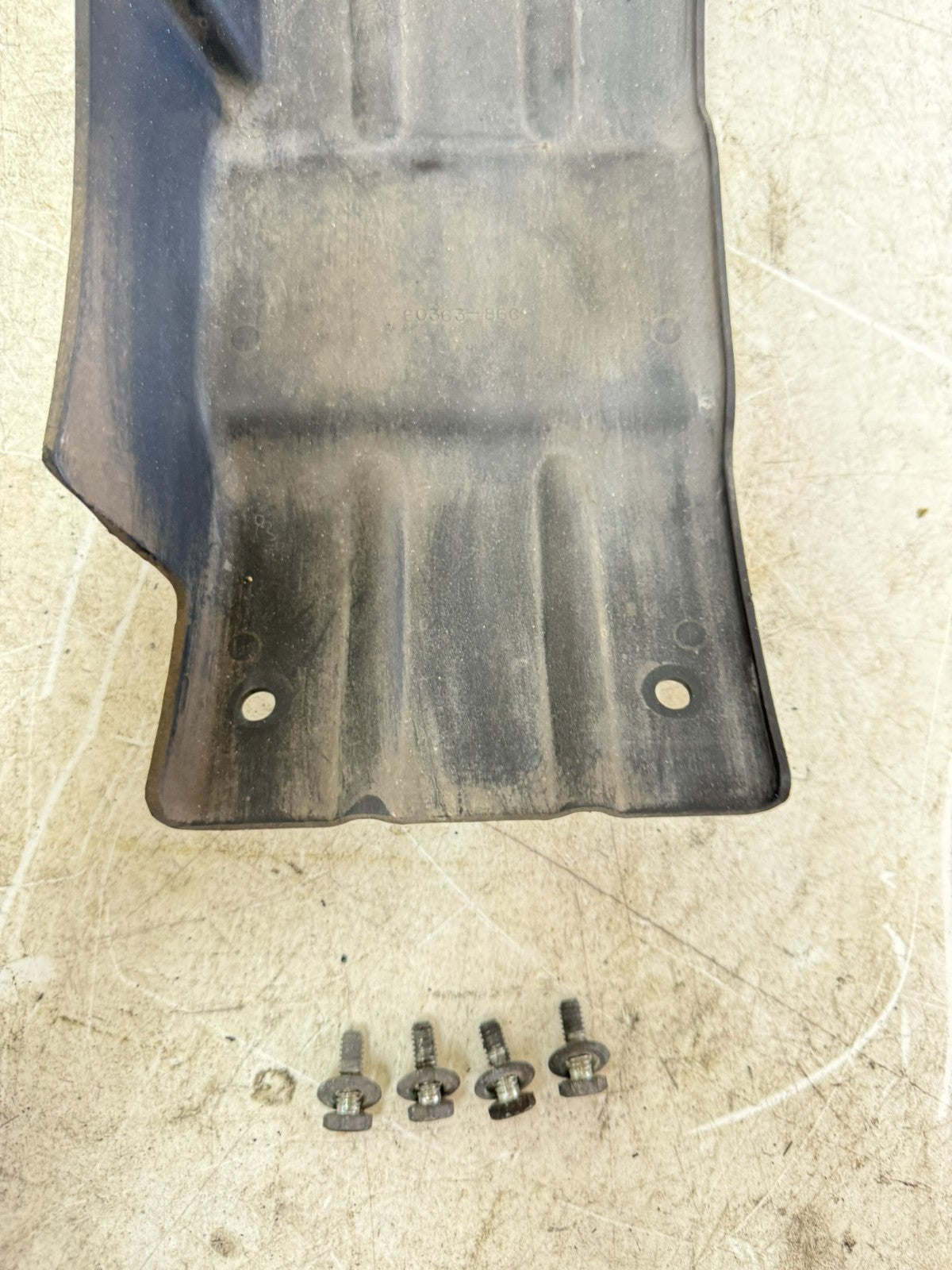 1997 HARLEY DAVIDSON SOFTAIL Rear Wheel Swingarm Mud Flap Fender