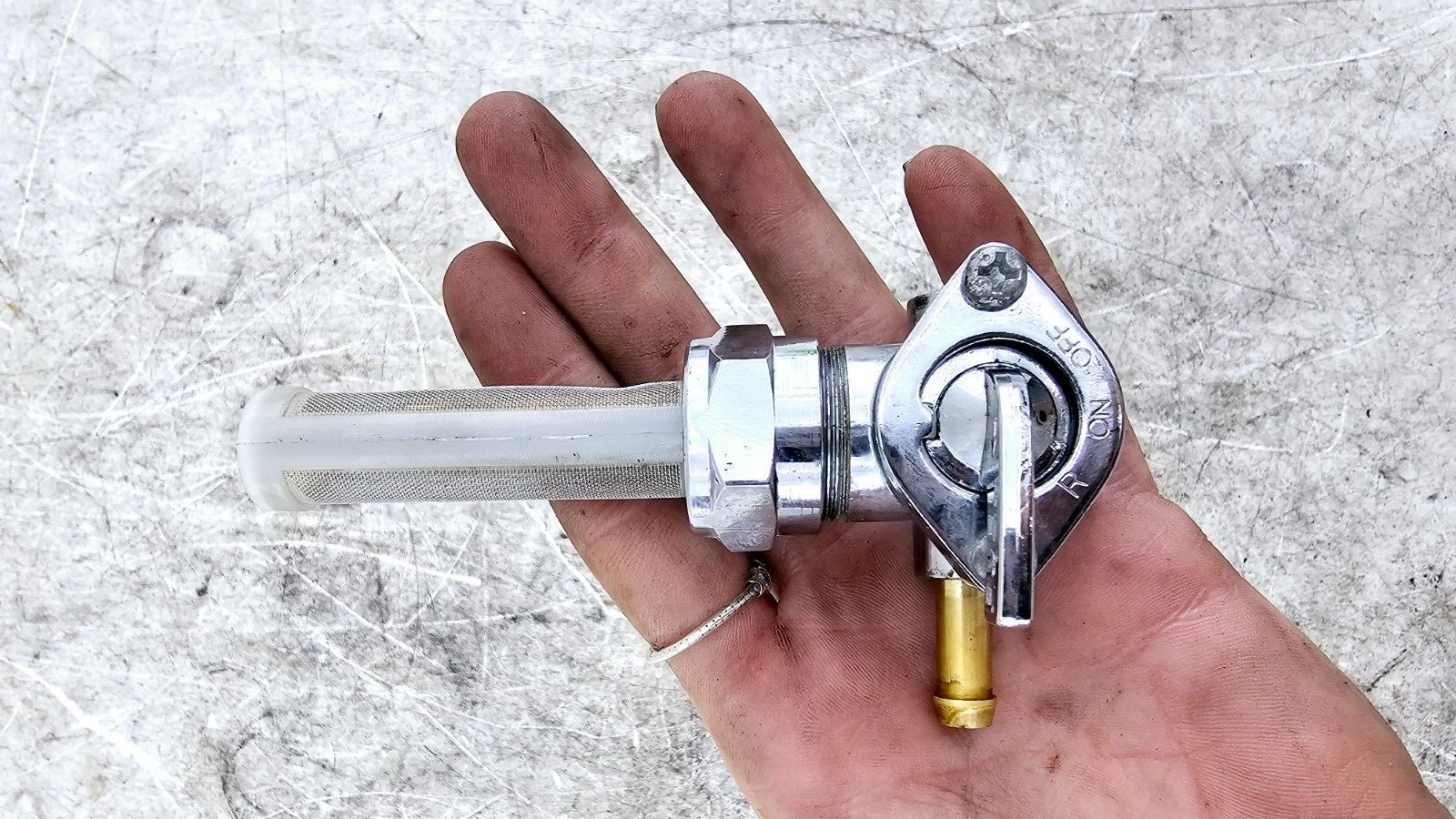 1994 HARLEY FLH ELECTRA GLIDE Chrome Gas Tank Petcock Valve