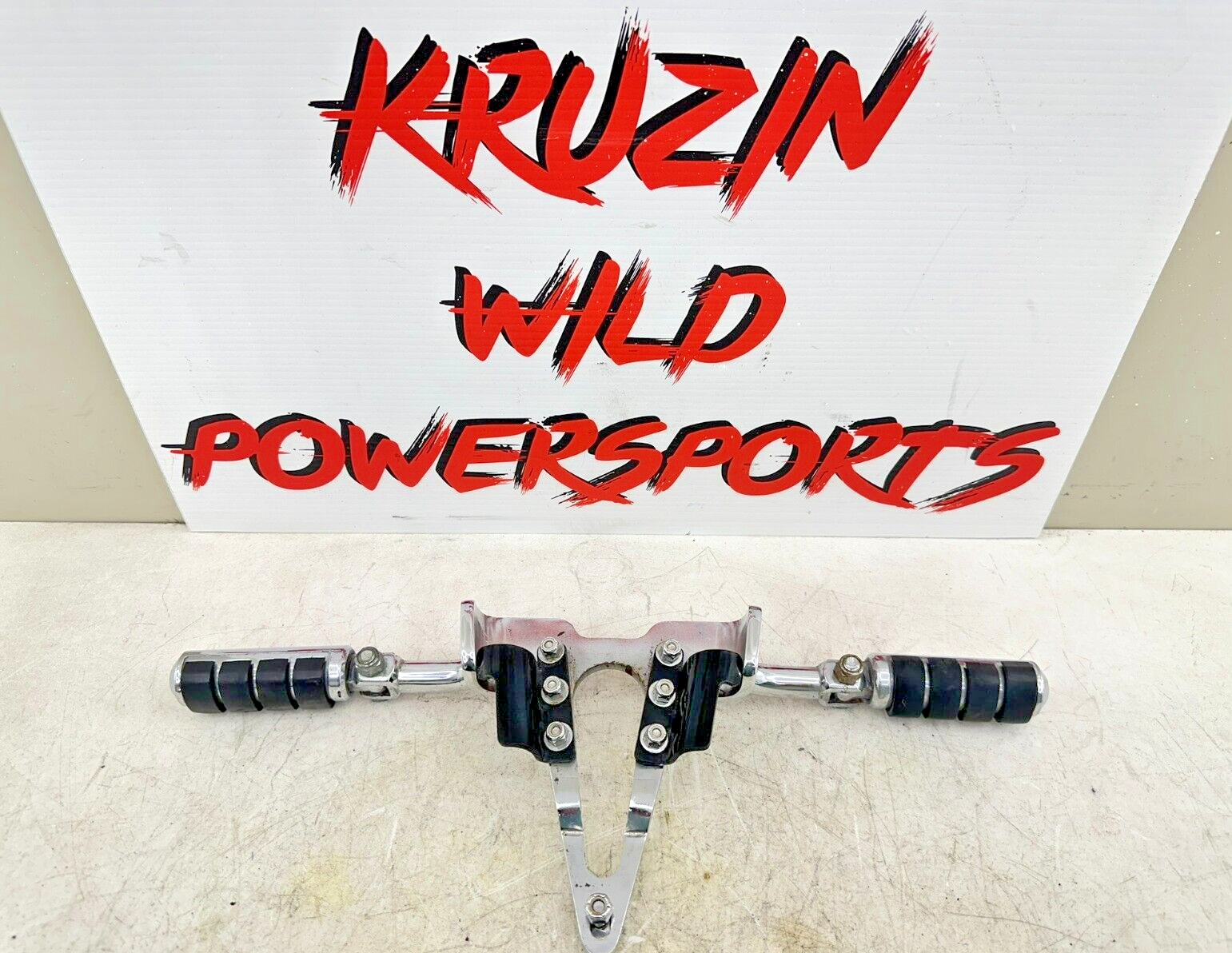 1996 HARLEY DAVIDSON SOFTAIL Frame Mounted Upper Highway Bar Footpegs