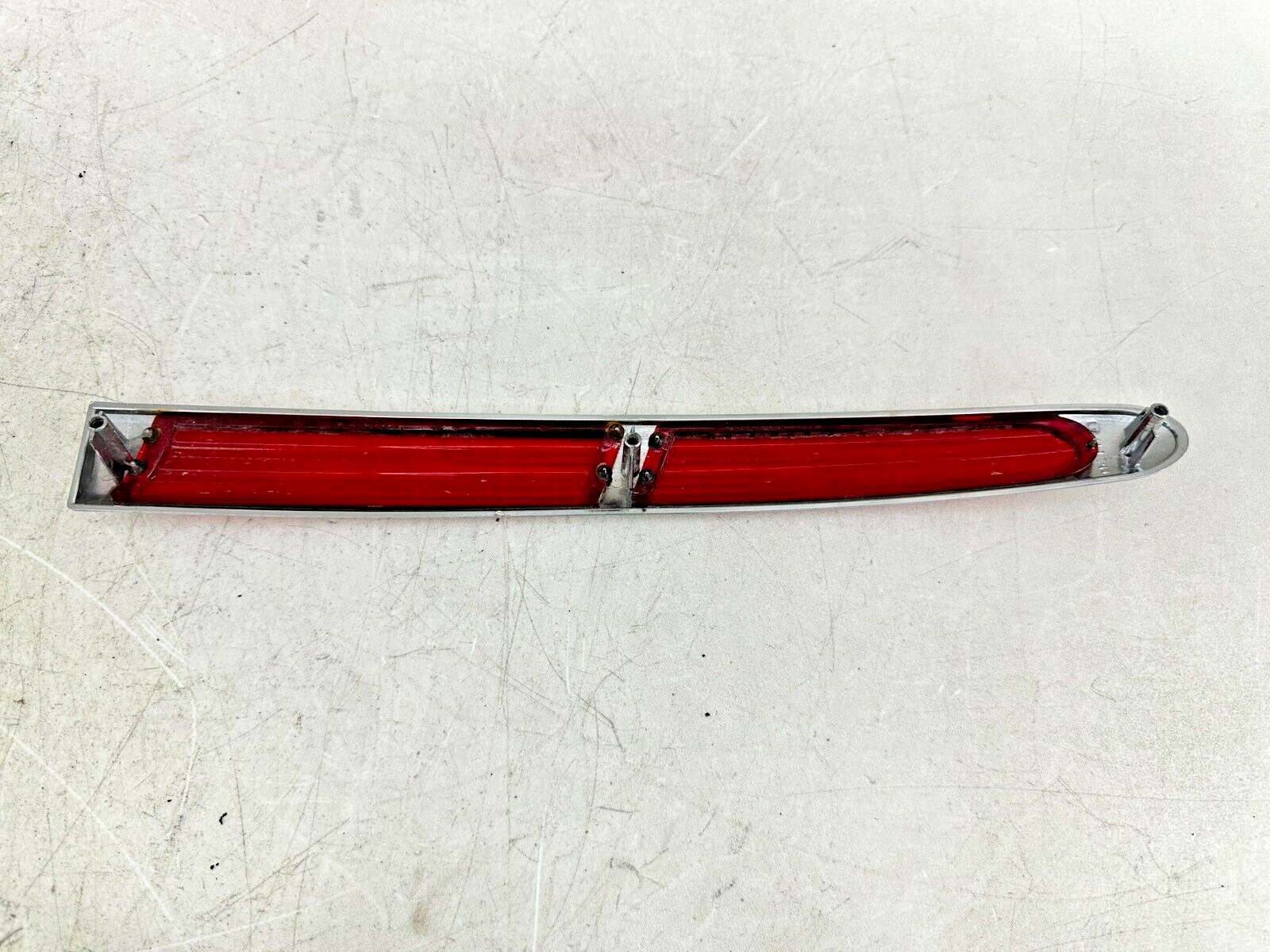 2004 Honda Goldwing GL1800 Kuryakyn Saddlebag LED Light Cover Reflector