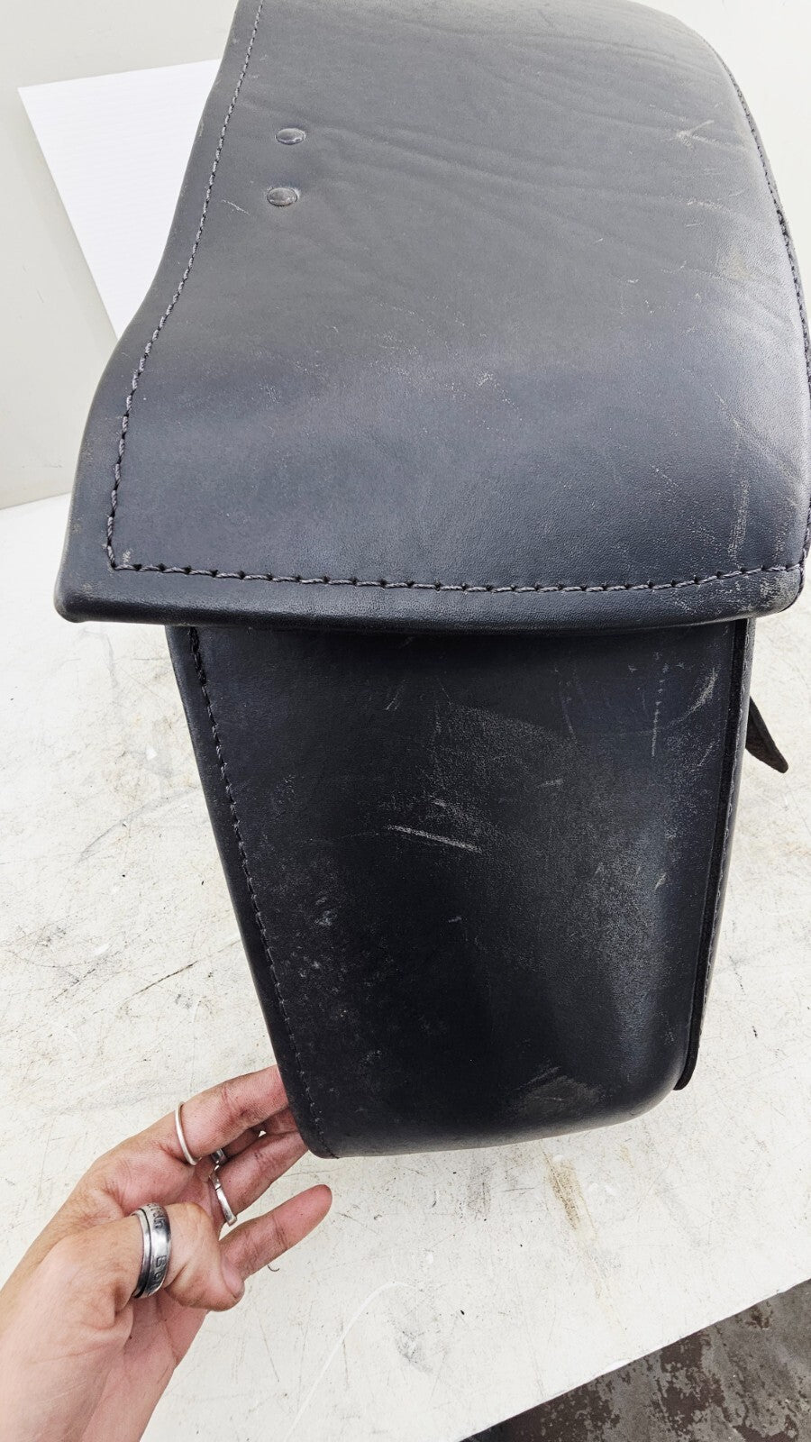 2000 HARLEY FLH ROADKING Left Right Saddlebags OEM