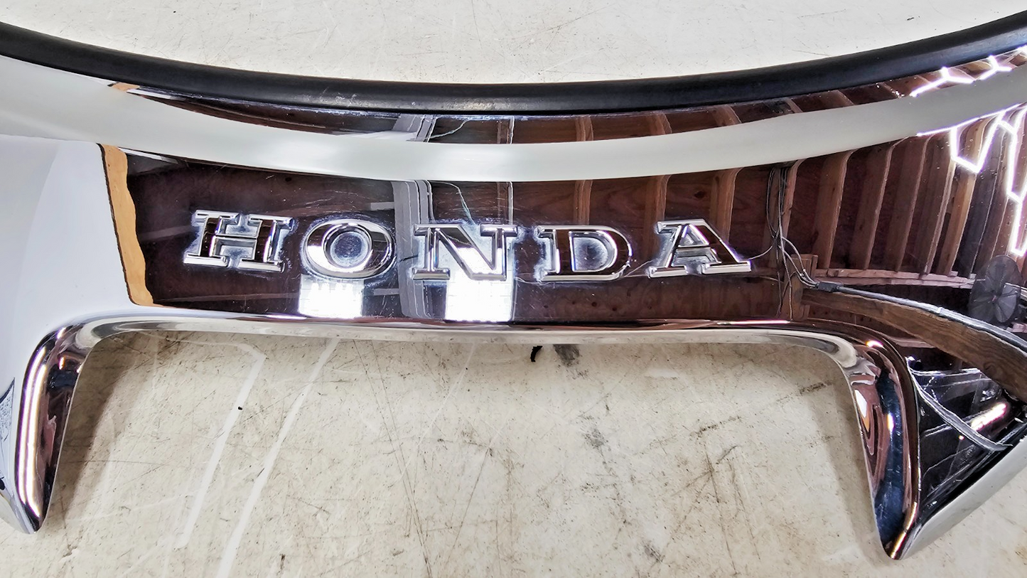 2000 HONDA VALKYRIE INTERSTATE Upper Fairing Windshield Trim Garnish Chrome