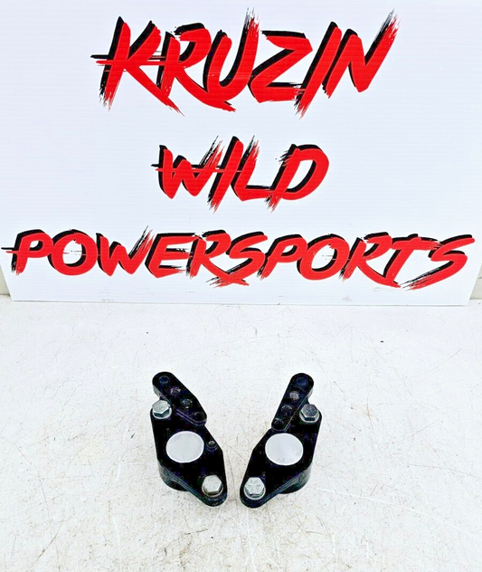 2002 HARLEY ELECTRA GLIDE Passenger Floorboard Mounting Bracket Cap