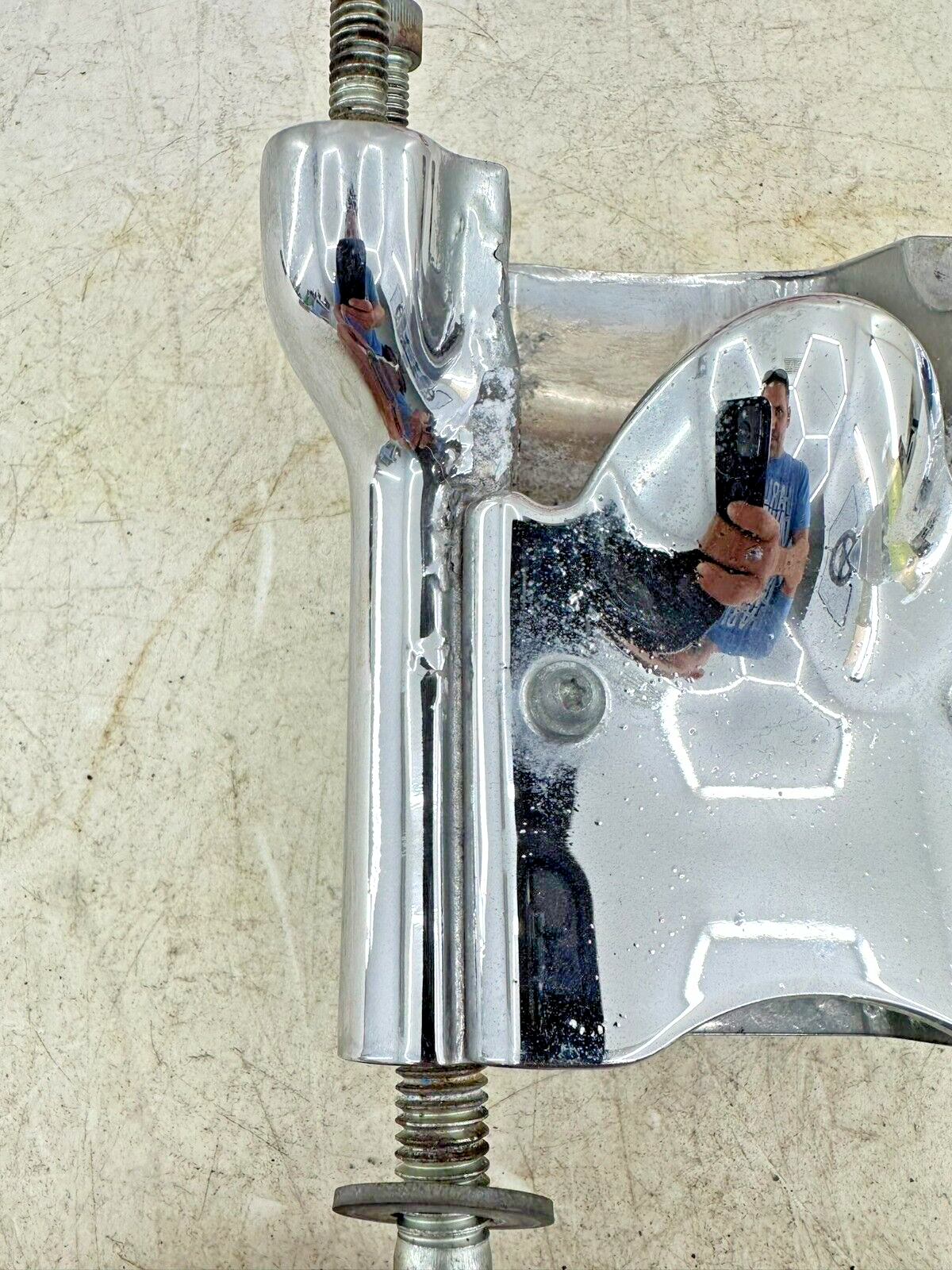 2004 UP HARLEY DAVIDSON SPORTSTER Chrome Handlebar Risor Clamp Perch