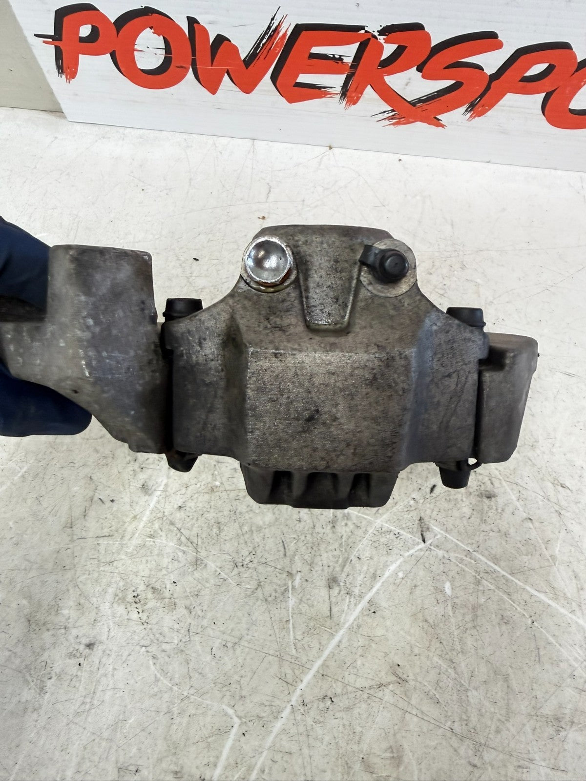 1995 HARLEY FLH ELECTRA GLIDE Rear Brake Caliper w/ Bracket
