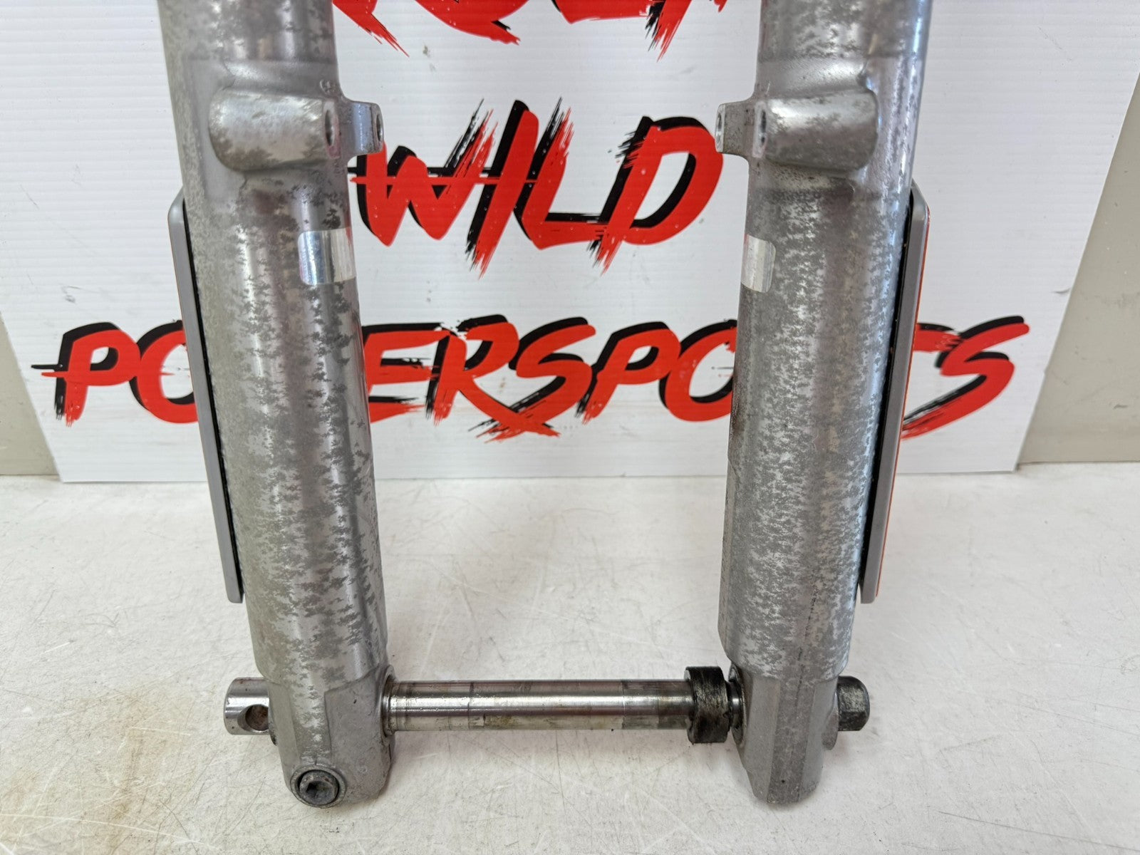 2003 Harley Davidson Sportster Front End Suspension Forks Triple Tree 39mm