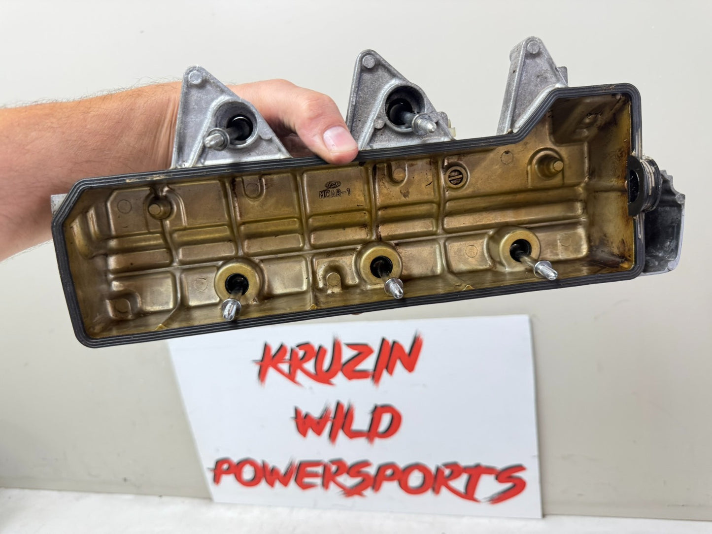 2002 Honda Goldwing GL1800 Engine Cylinder Head Upper Valve Cover Crankcase