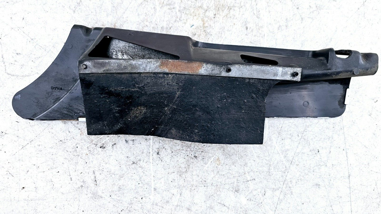 1995 HARLEY DYNA CONVERTIBLE Chrome Lower Belt Deflector Cover Guard