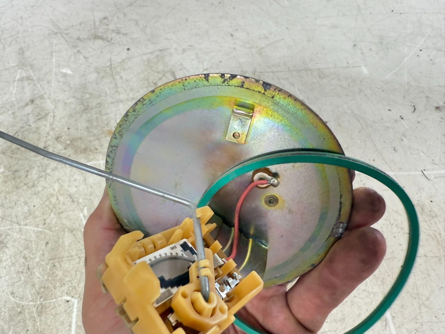 2002 Honda Goldwing GL1800 Fuel Gas Petrol Tank Level Sending Sensor Unit