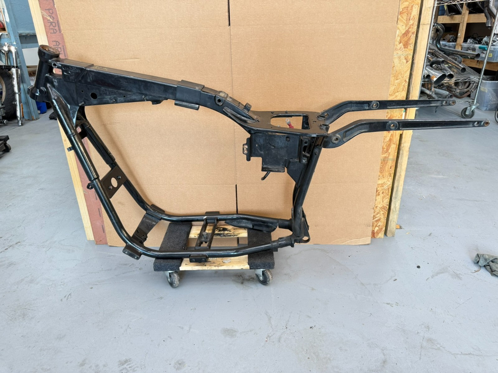 2003 HARLEY DYNA WIDE GLIDE Main Frame Chassis Straight OEM 32 degree