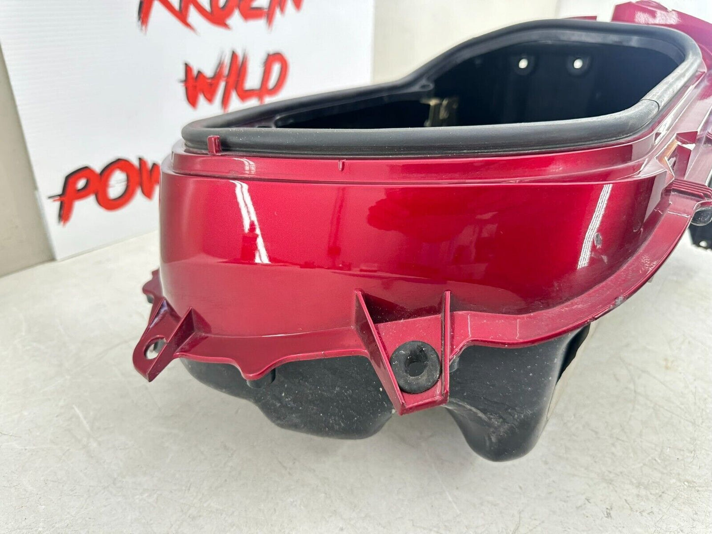 2004 Honda Goldwing GL1800 Left Inner Saddlebag Housing Case Panel