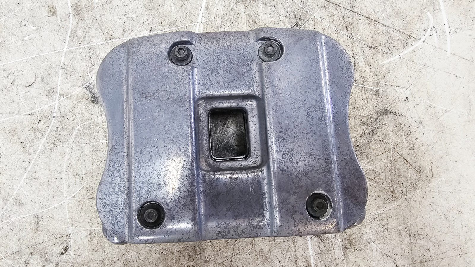 2001 Harley Davidson Sportster Cylinder Head Cover Rocker Box 17581-85