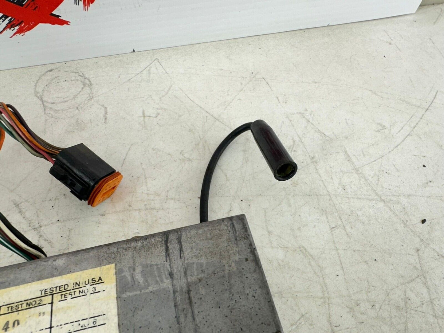 1994 HARLEY ELECTRA GLIDE OEM HD Radio Stereo + Flip Up Cover Guard