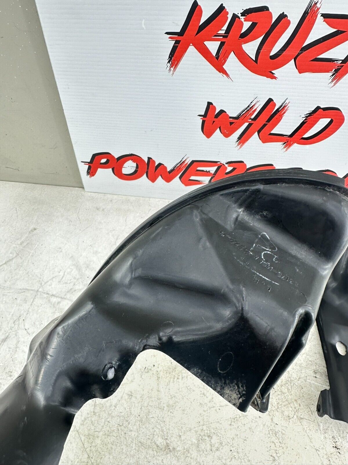 2004 Honda Goldwing GL1800 Front Inner Fairing Cowl Filler Panel