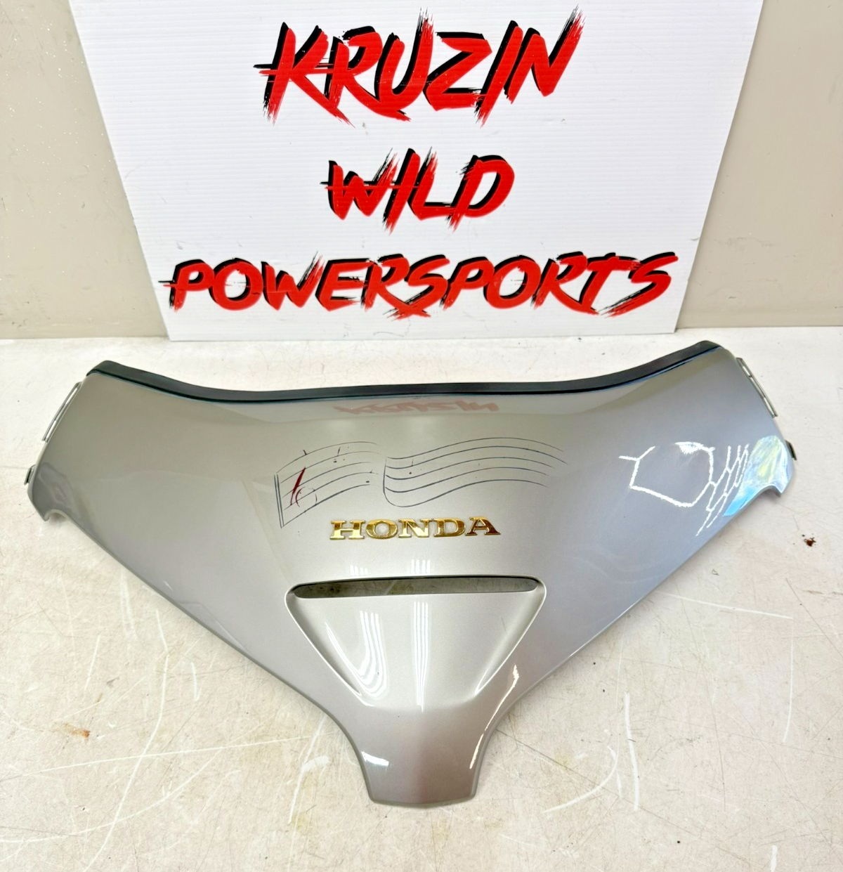 2002 Honda Goldwing GL1800 Upper Front Nose Fairing Cowl Cover Body Panel