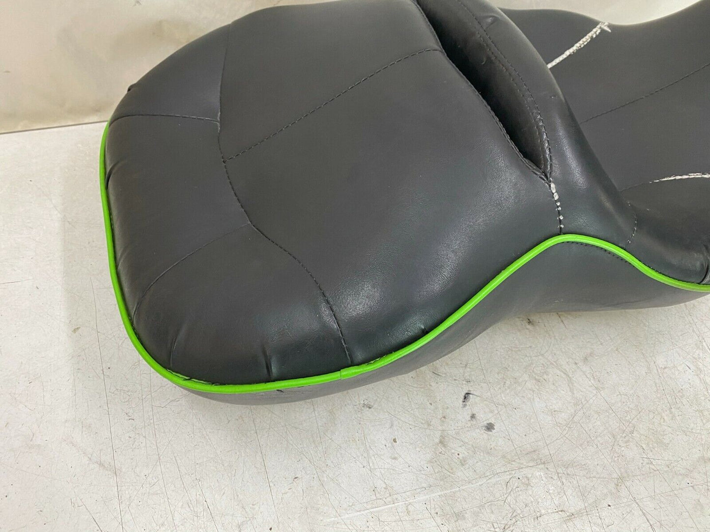 2002 HARLEY DAVIDSON FLH Electra Glide OEM HD Seat Saddle 2 UP Driver Passenger