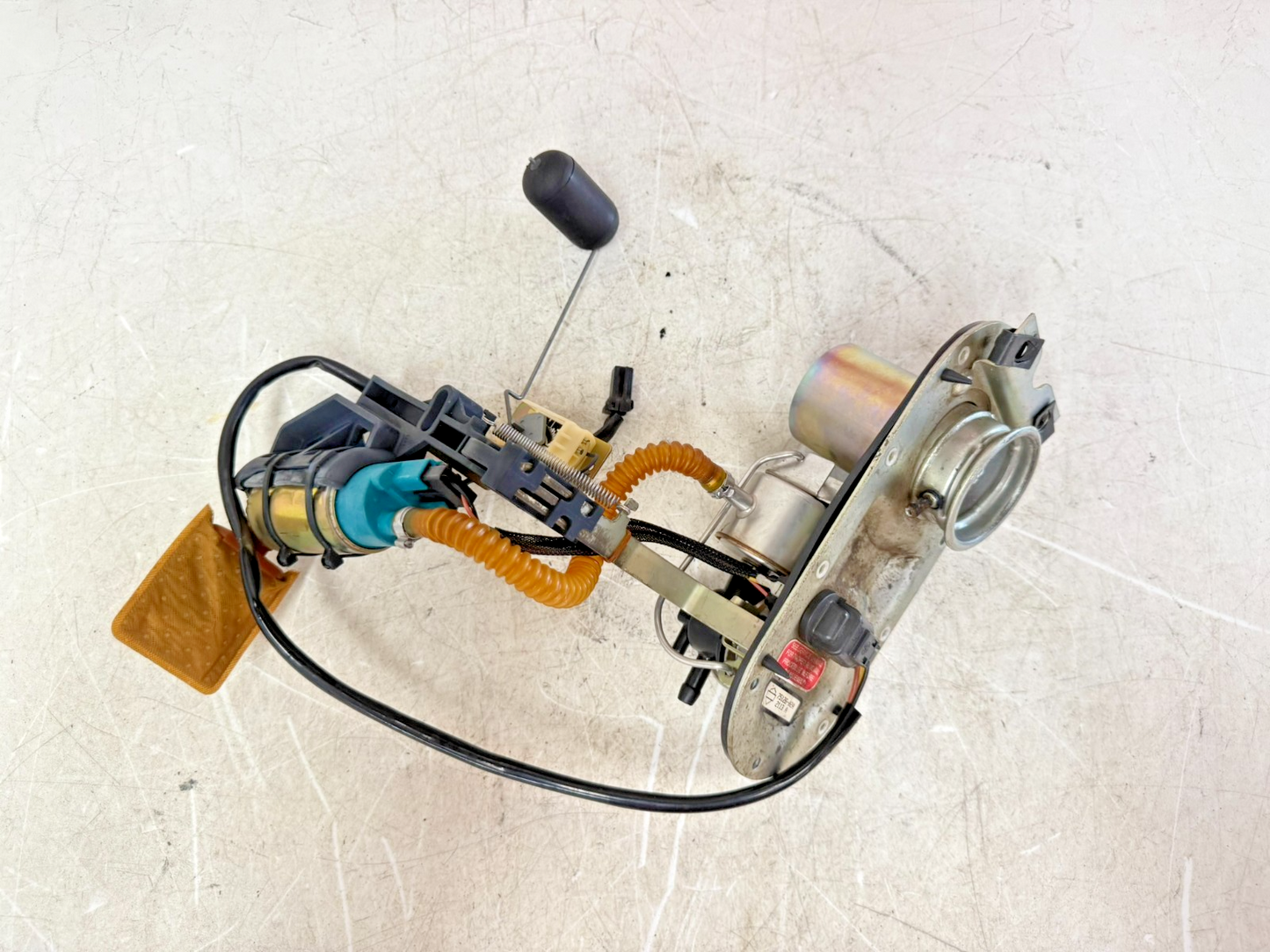 2003 HARLEY ELECTRA GLIDE OEM Fuel Pump Gas Petrol Sending Unit 75126-02A