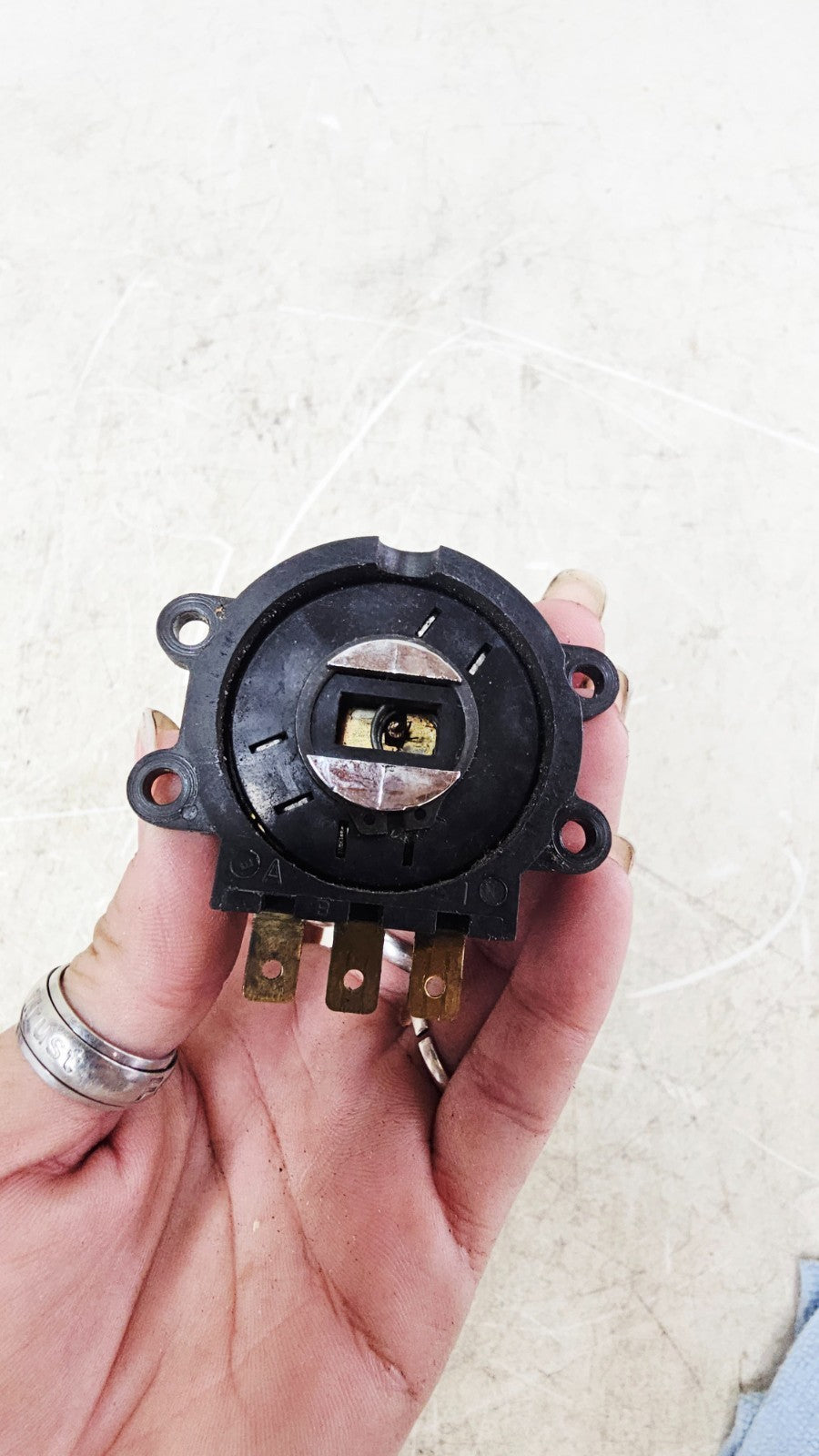 1997 HARLEY DYNA OEM Ignition Switch W/ Key