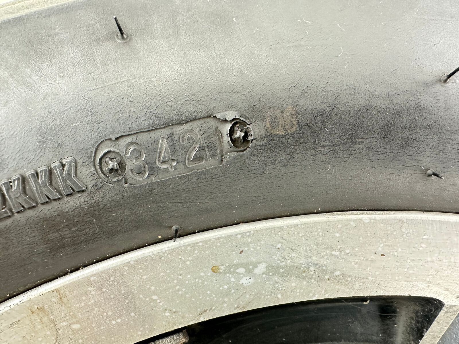 1999 HARLEY ELECTRA GLIDE 99 Down Front Wheel Rim Tire 10 Spoke