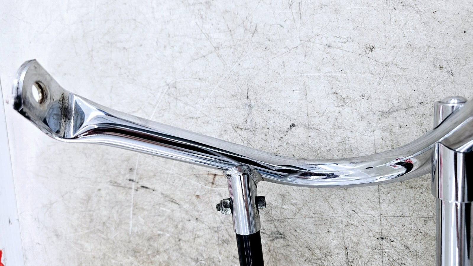 1998 HARLEY FLH ELECTRA GLIDE Chrome Right Saddlebag Guard Bumper Surround Bars