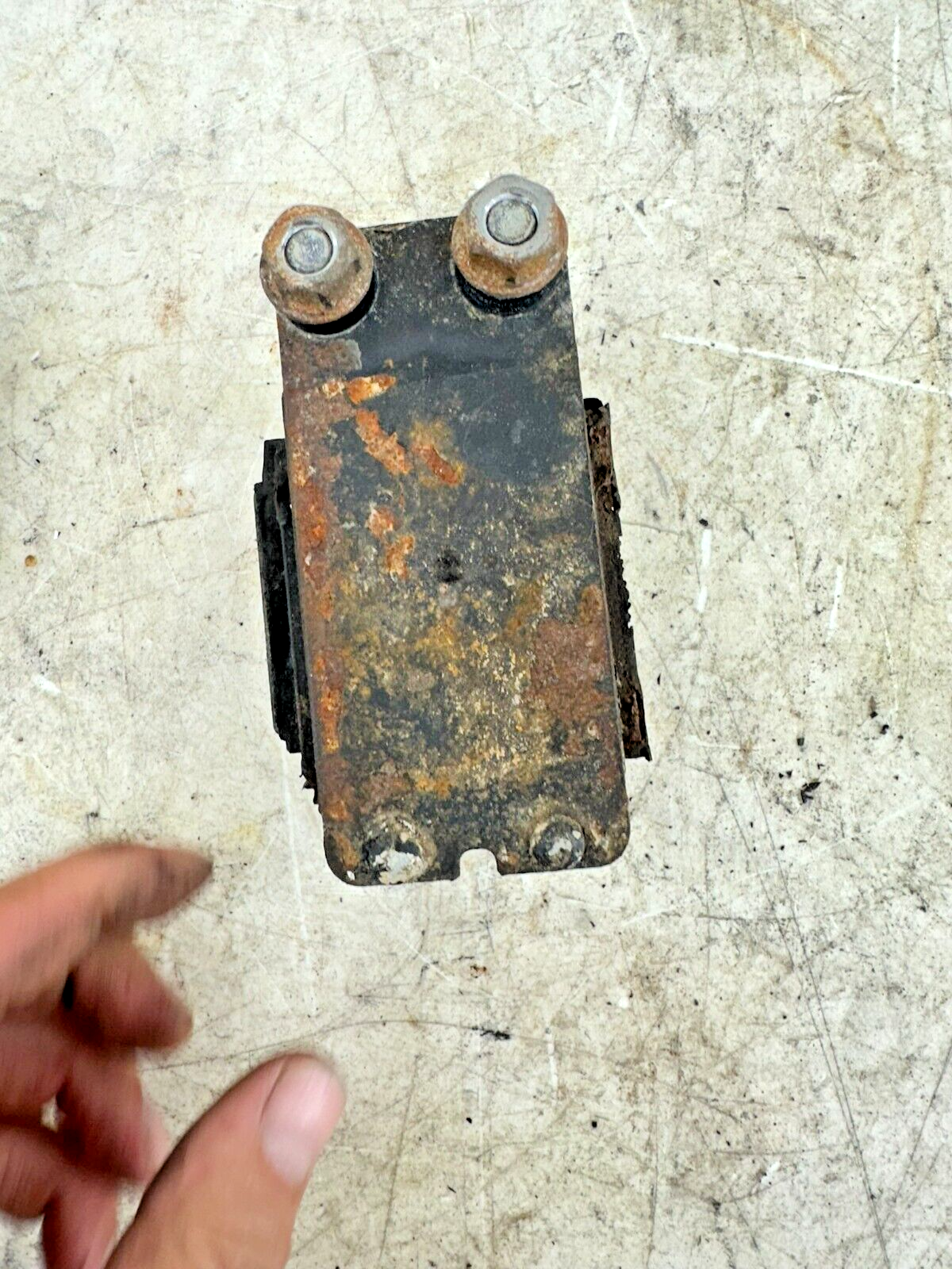 1997 HARLEY DYNA Front Engine Motor Rear Transmission Rubber Mounts
