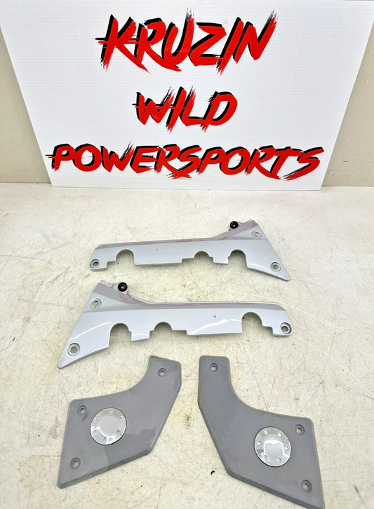 2004 Honda Goldwing GL1800 Passenger Floorboard + Frame Cover Guard